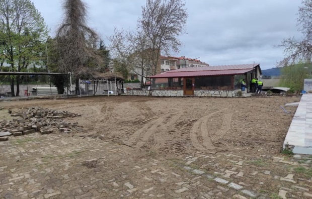 Ayvacık Belediyesi Atatürk Kültür Parkı’nı Yeniliyor