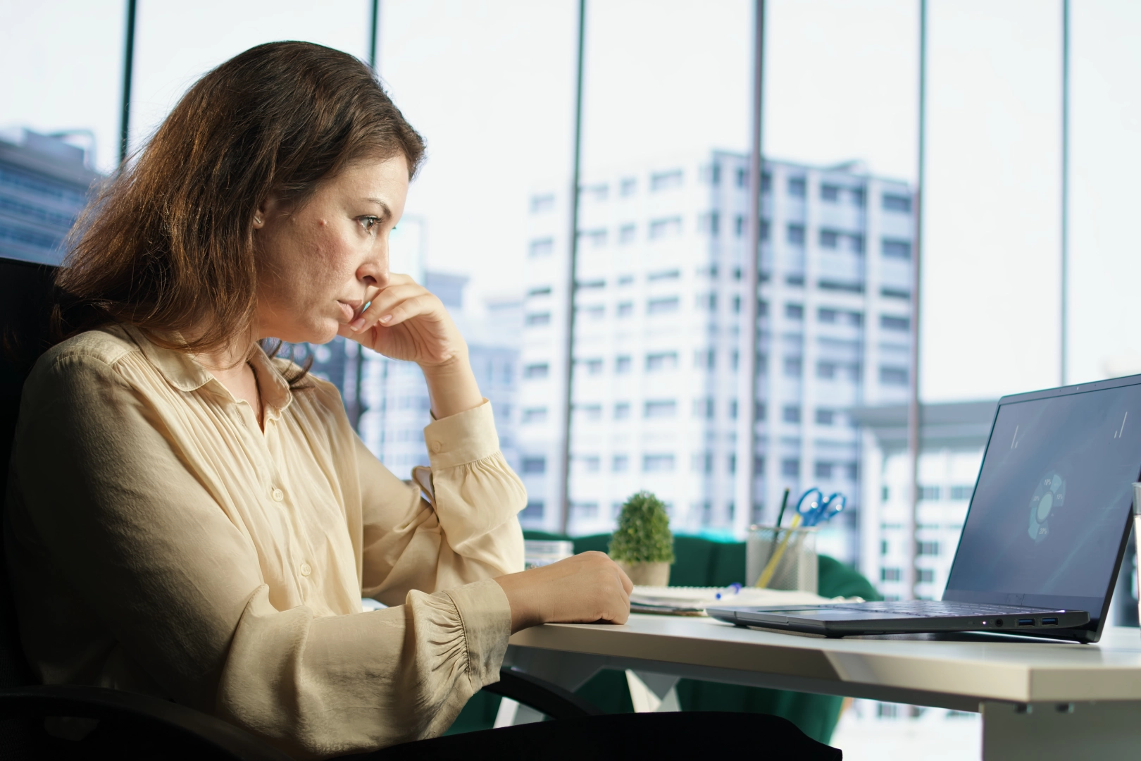 Yapay Zekada OpenClaw Krizi: Şirketlere Siber Saldırı Şoku!