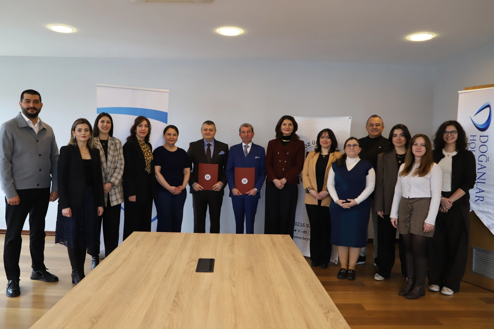 Beykoz &Uuml;niversitesi ile İş Birliği; İlk Derse Davut Doğan Girdi