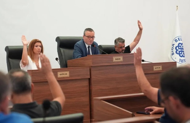 Biga&rsquo;da Kreş ve Y&uuml;zme Havuzuna Zam Yapıldı