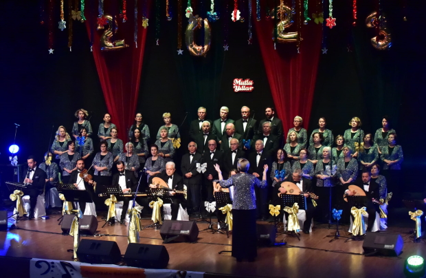 Hoş Sada TSM Korosu'ndan Yeni Yıl Konseri