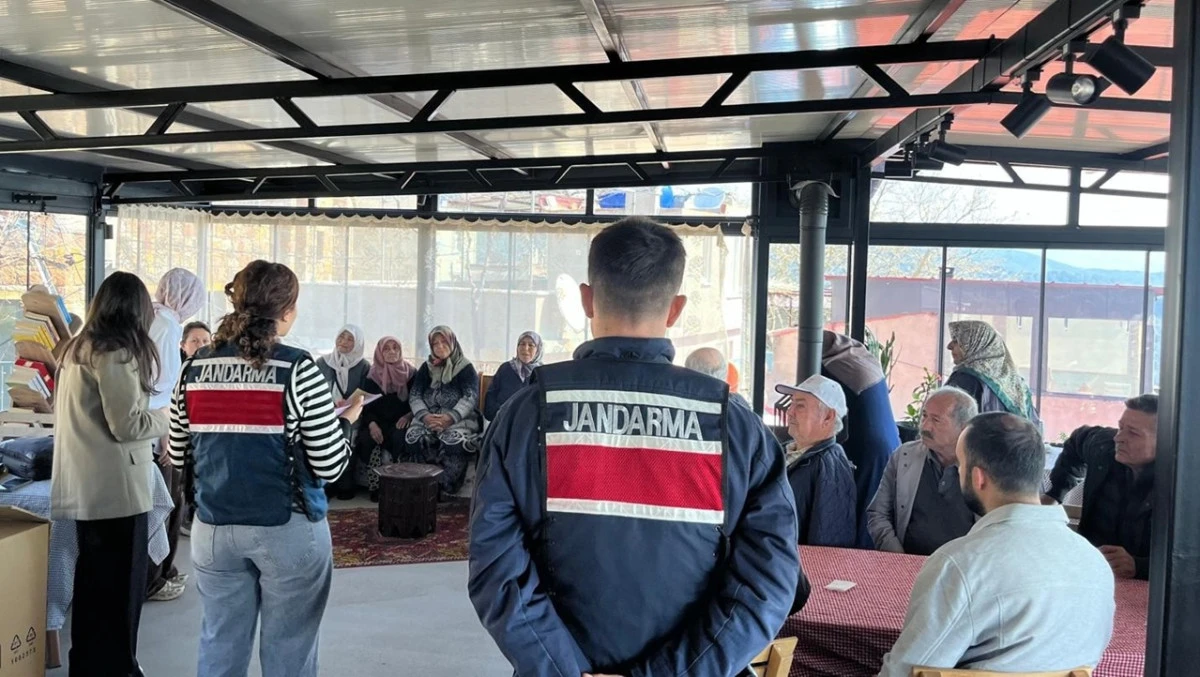 Ayvacık&rsquo;ta Kadınlara 'G&uuml;ven' Eğitimi Verildi