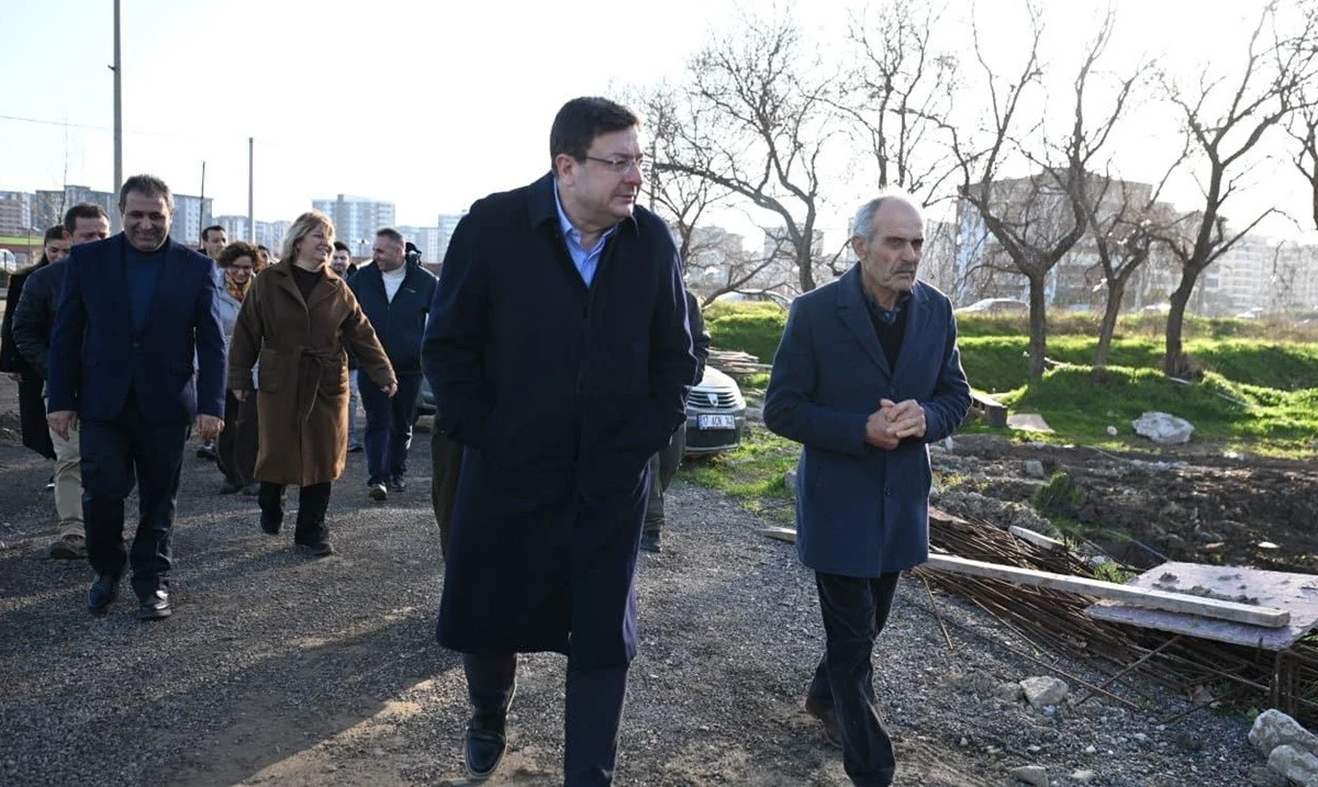 Başkan Erkek Esenler ve Fevzipaşa&rsquo;daki &Ccedil;alışmaları İncelendi