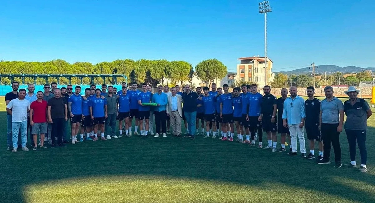 Bigaspor Yeni Sezonu Taraftarıyla A&ccedil;ıyor
