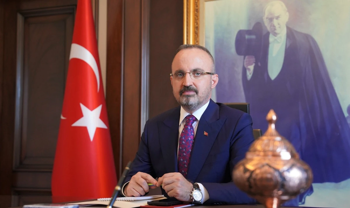'Bu Cumhuriyet&rsquo;i Kan, Alın Teri ve G&ouml;zyaşıyla Kurduk'