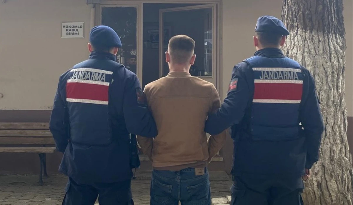 &Ccedil;anakkale'de 62 Bin Şahıs ile 69 Bin Ara&ccedil; Sorgulandı!