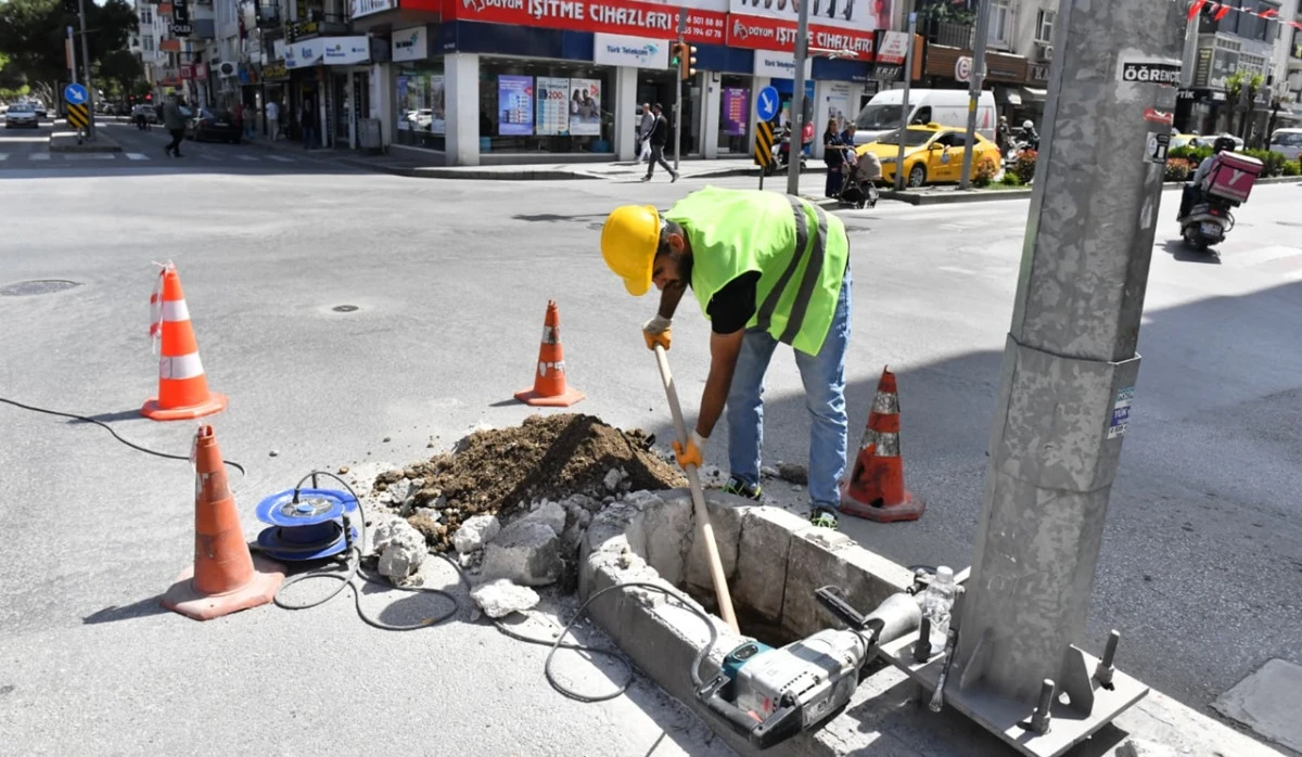 &Ccedil;anakkale'de Akıllı Kavşak &Ccedil;alışmaları Başladı!