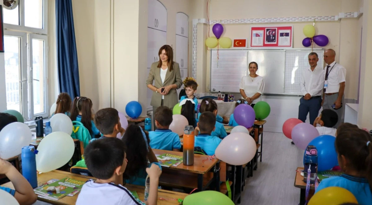 &Ccedil;anakkale&rsquo;de Okula Uyum Heyecanı