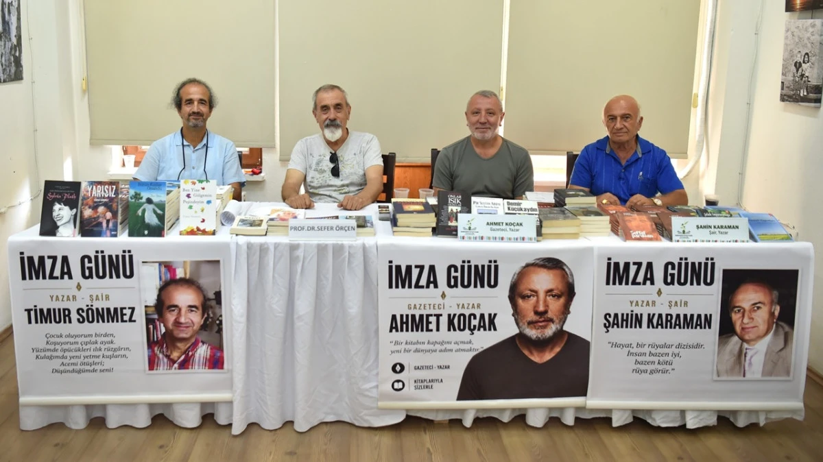 &Ccedil;anakkale'de Sergi ve İmza G&uuml;nleri Devam Ediyor
