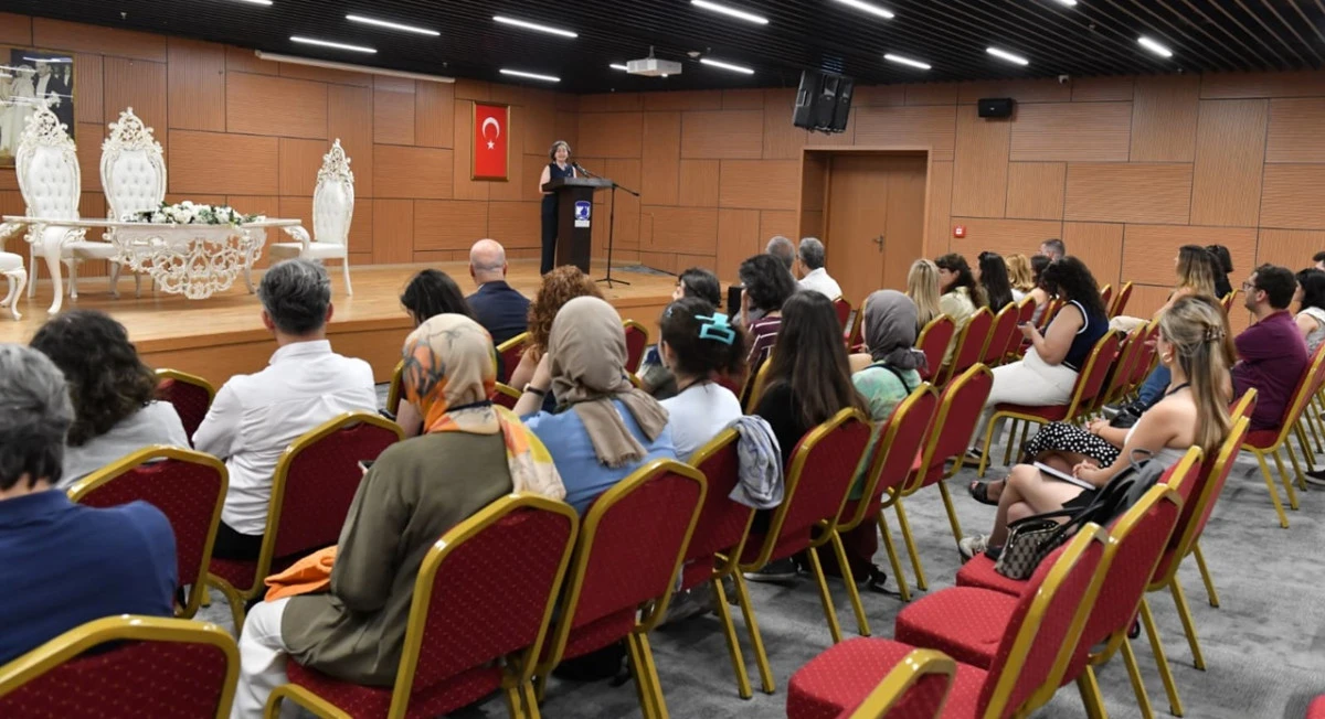 &Ccedil;anakkale&rsquo;nin Tarihi Kent Merkezi Masaya Yatırılıyor!