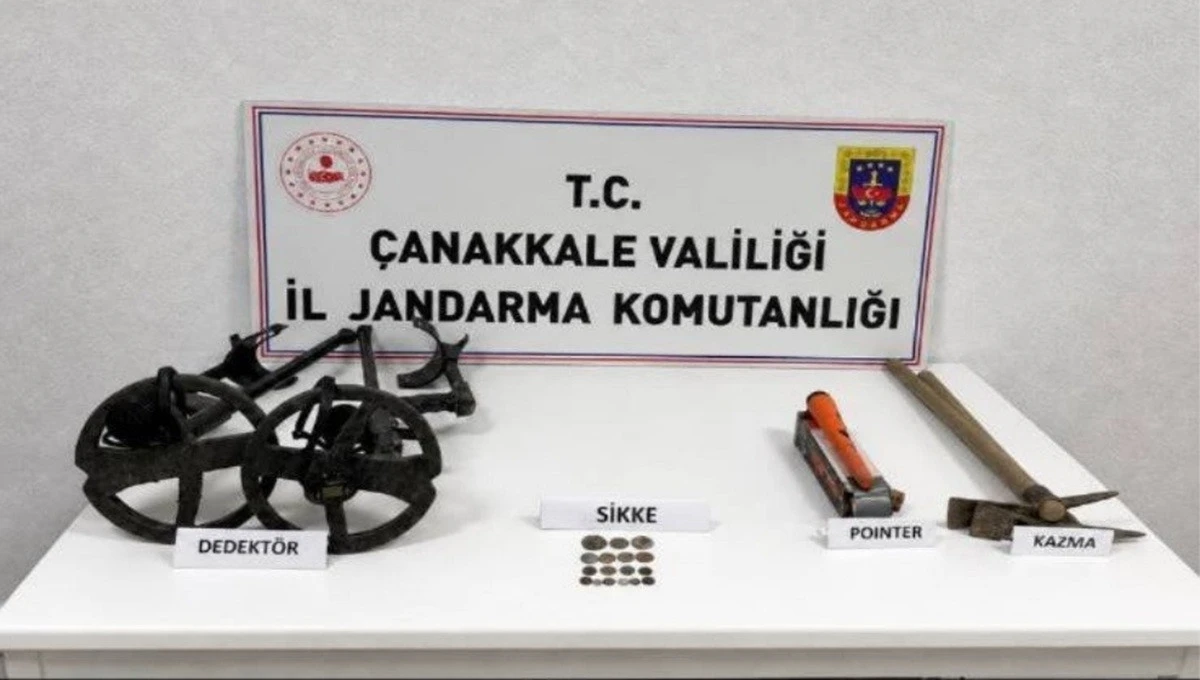 &Ccedil;ok Sayıda Tarihi Eser ve Ka&ccedil;ak Alkol Ele Ge&ccedil;irildi