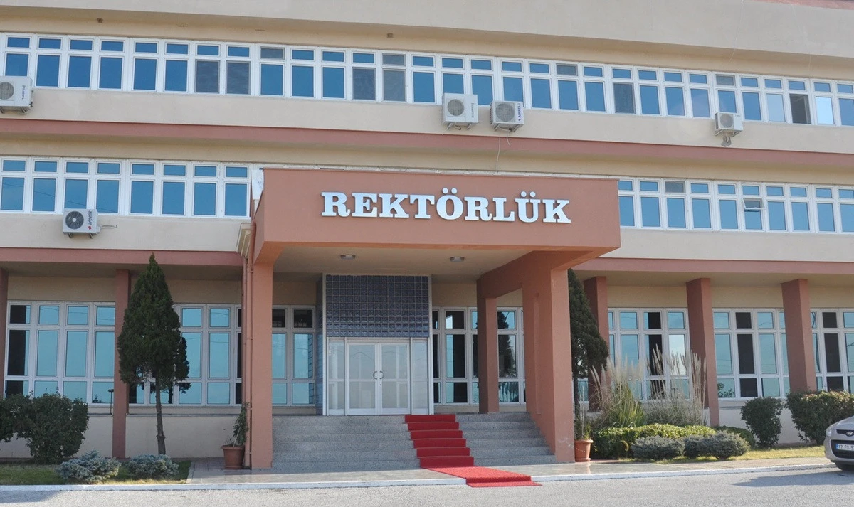 Rekt&ouml;rl&uuml;kten Jet Hızıyla Soruşturma: &ldquo;En Ağır Yaptırımlar Uygulanacak&rdquo;