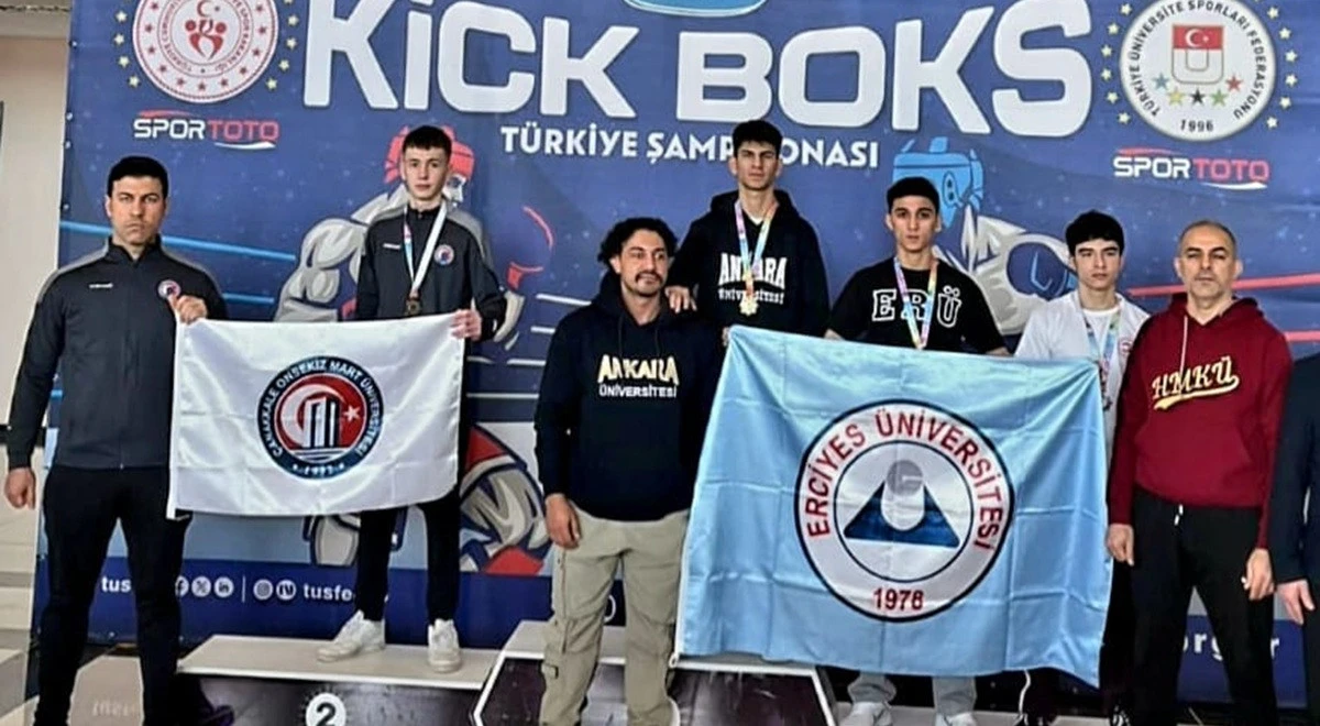 &Ccedil;OM&Uuml;&rsquo;l&uuml; Kick Boks&ccedil;u Efe Kutlu T&uuml;rkiye Finaline Y&uuml;kseldi