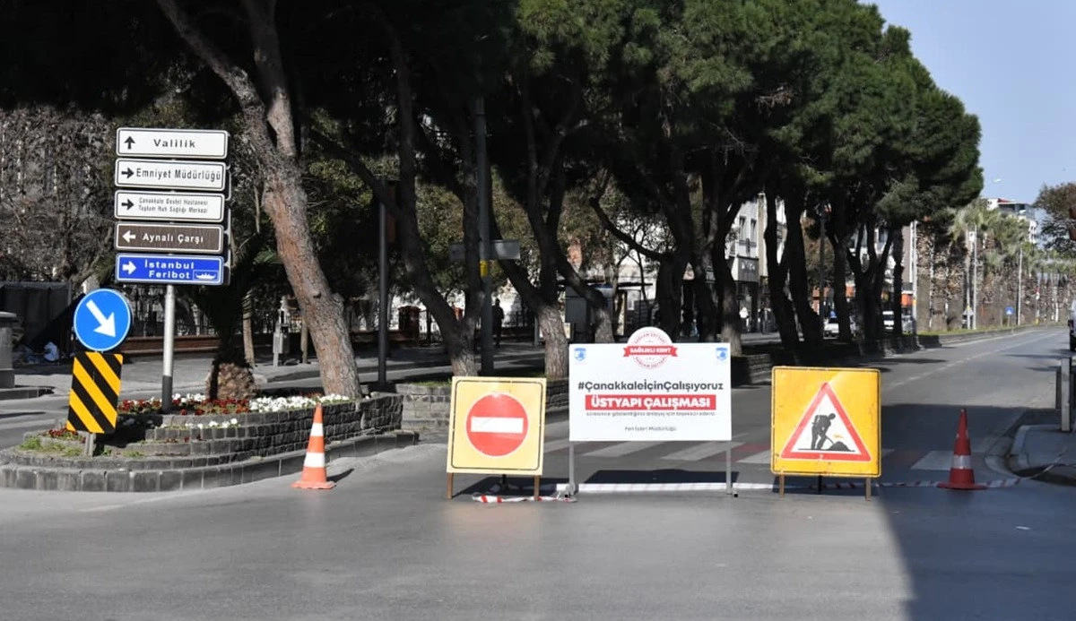 Cumhuriyet Meydanı 3 G&uuml;n Boyunca Kısmen Kapalı