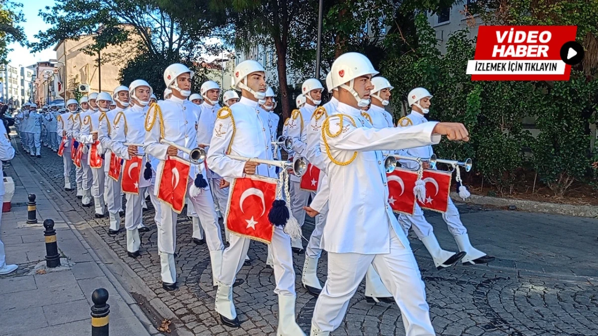 Deniz Astsubay Okulu &Ouml;ğrencileri &Ccedil;anakkale'de..