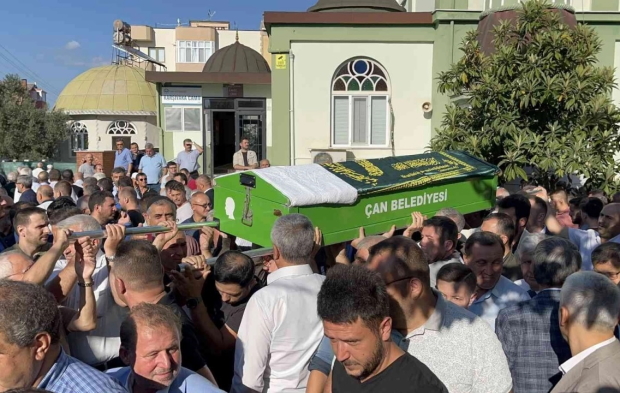 AK Parti Genel Sekreteri Şahin'in Babası Son Yolculuğuna Uğurlandı