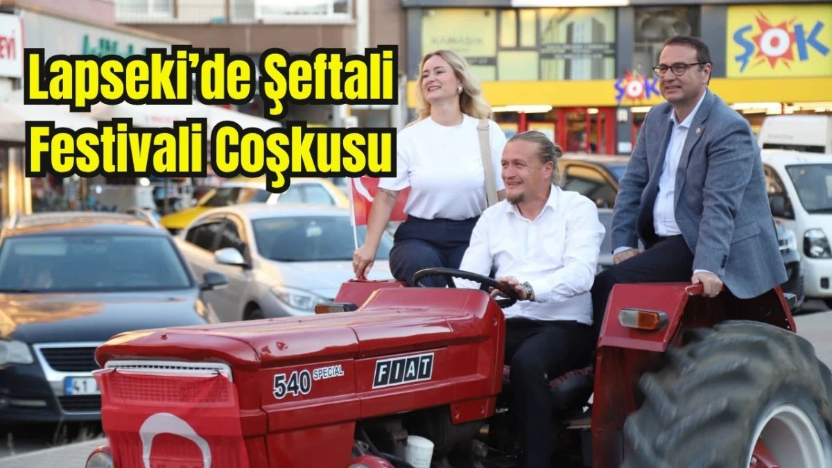 Lapseki Sokakları Trakt&ouml;r Korteji Ge&ccedil;it T&ouml;renine Sahne Oldu!