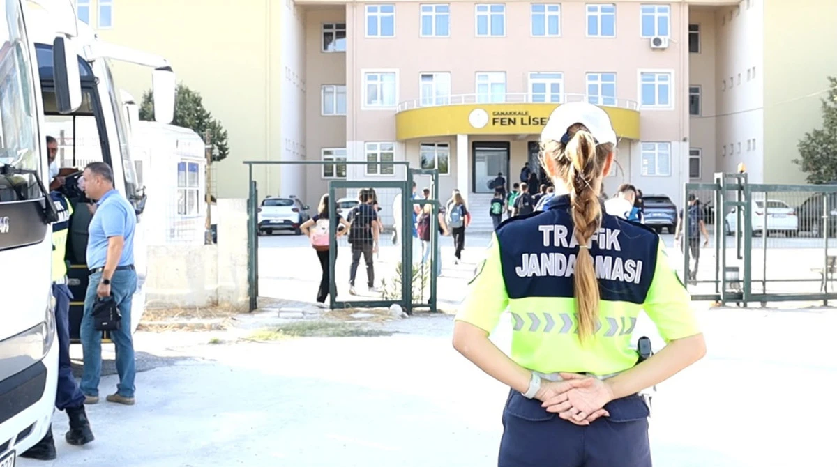&Ouml;ğrencilerin G&uuml;venliği İ&ccedil;in Jandarmadan Sıkı Takip