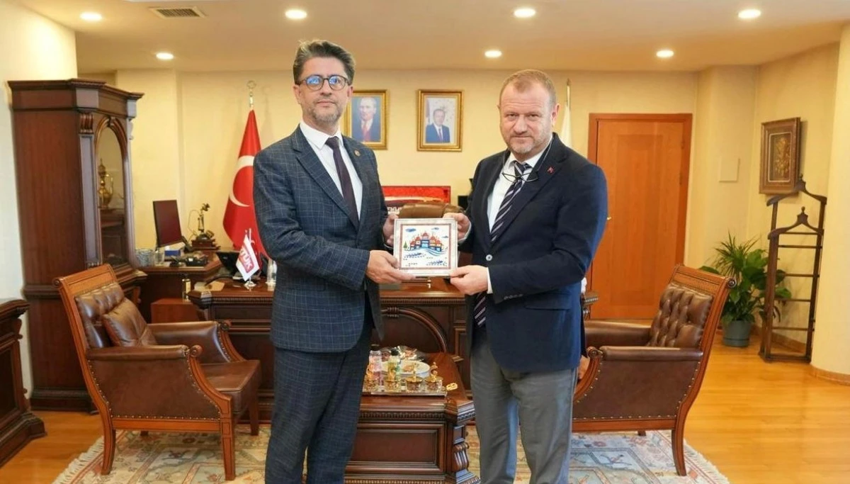 Rekt&ouml;r Erenoğlu&rsquo;ndan RT&Uuml;K Başkanı Daniş&rsquo;e Ziyaret