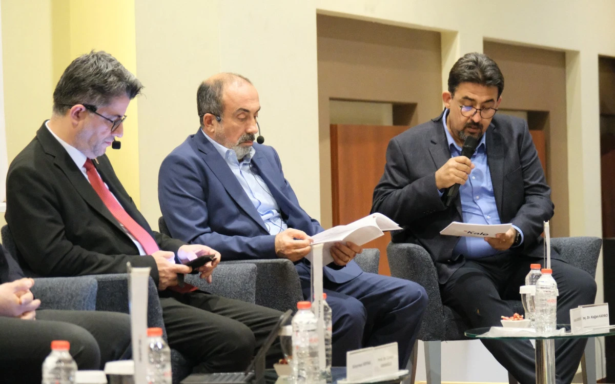 Seramiğin Geleceği &Ccedil;anakkale'de Şekilleniyor