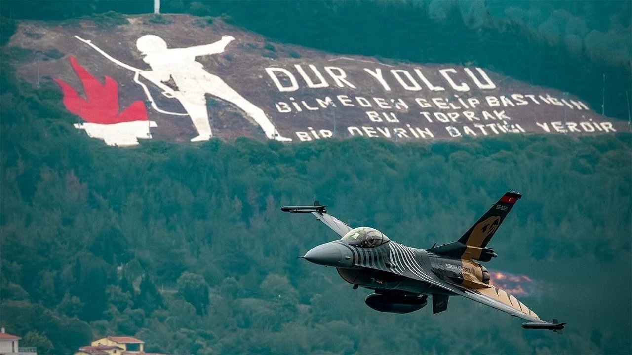 SoloT&uuml;rk 18 Mart'ta Anadolu Hamidiye Tabyası'nda