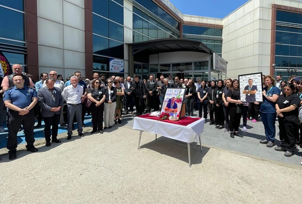 Doktor Bahri Demirkan İ&ccedil;in Anma T&ouml;reni D&uuml;zenlendi
